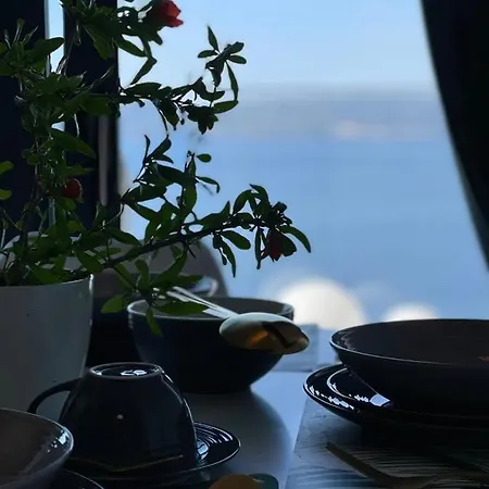 The Cube Apartment *